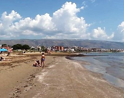 spiaggia siponto manfredonia puglia