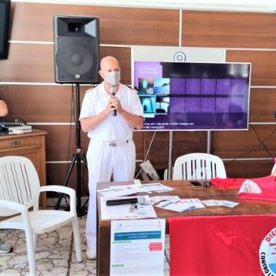 Pres. Legan Navale Barletta Giuseppe Gammarota, Capitano della capitaneria di Porto di Barletta Antonio Zingrillo e presidente CAV Barletta Tina Arbues