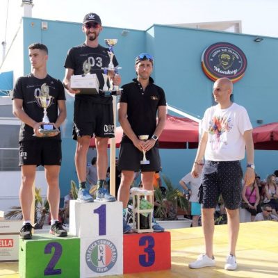 I vincitori dell’ultima edizione con Giovanni Assi che premia