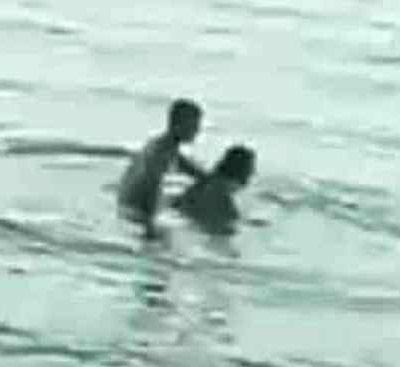 atti osceni bagnanti spiaggia