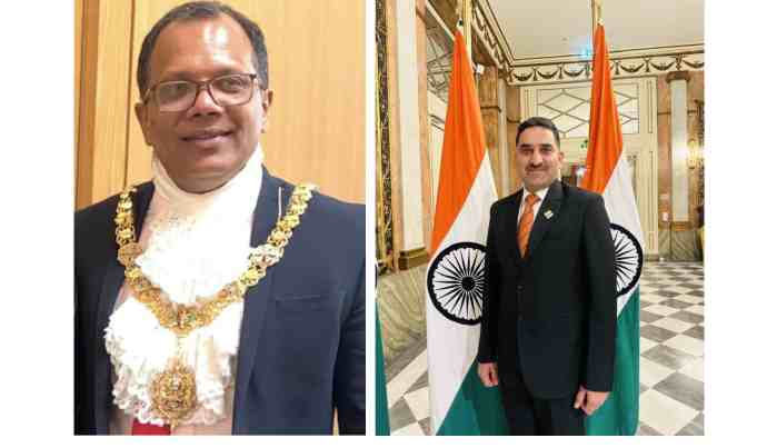 il sindaco di origini indiane di Cambridge Cllr Baiju Thittala (a sinistra) ed il vice ambasciatore dell’India in Italia, Amararam Gurjar (a destra)