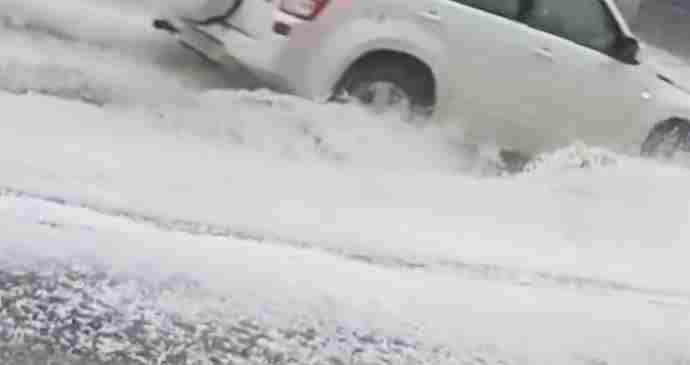 Nevicate nel foggiano, scattano interventi di soccorso per gli  automobilisti in panne -