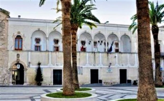Puglia: il Comune di Manfredonia sciolto per mafia. La decisione questa  notte del Consiglio dei Ministri -