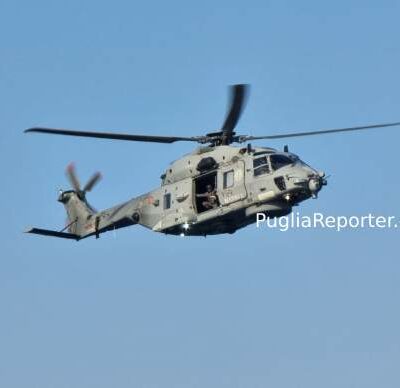 elicottero aeronautica militare frecce tricolori giovinazzo 2023