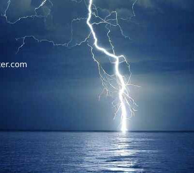 temporale fulmini bari mare cadono meteo maltempo